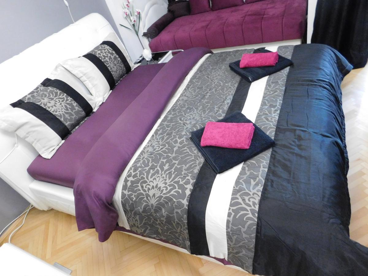 Velvet Lux Apartment Ni Extérieur photo