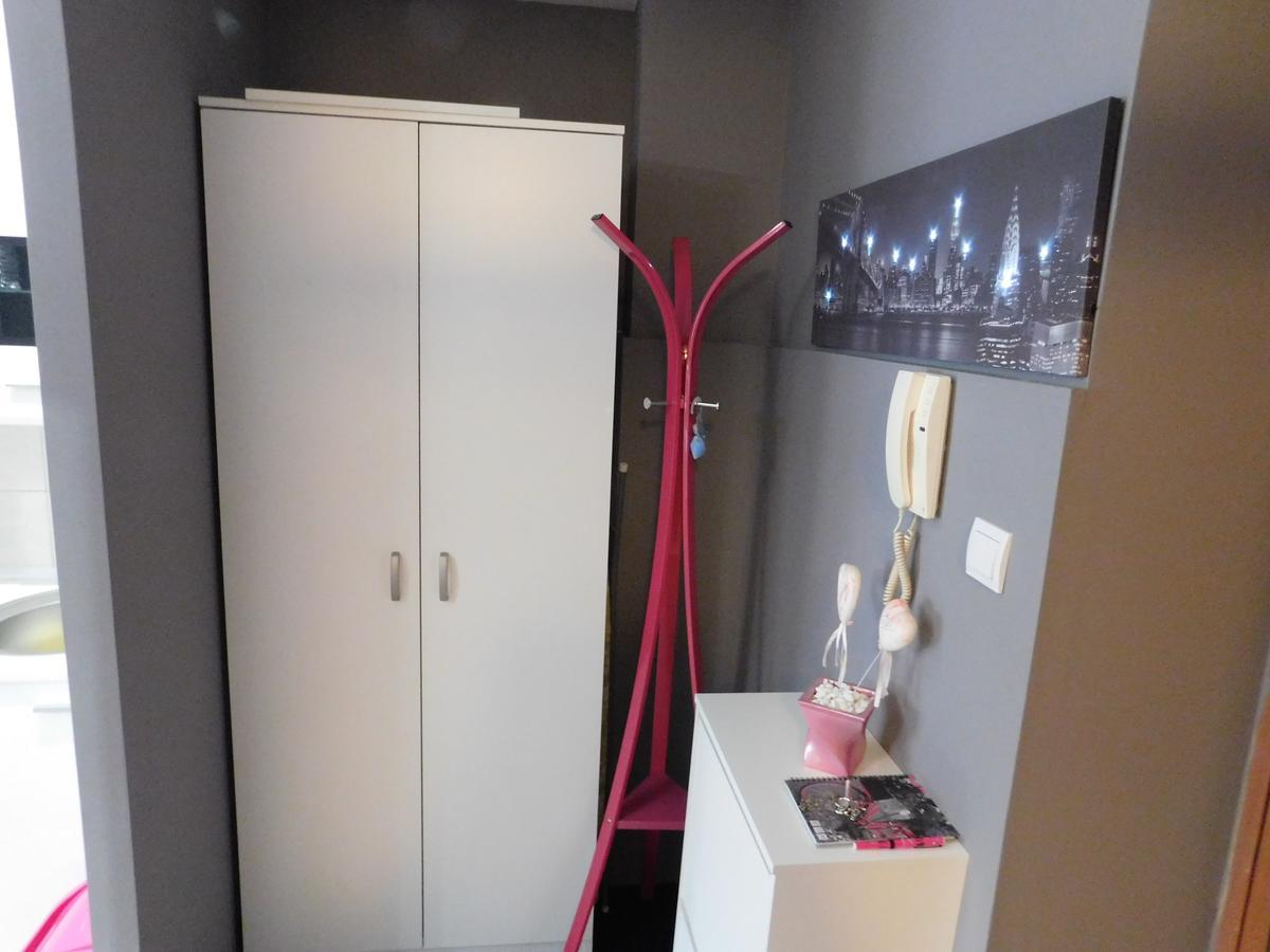 Velvet Lux Apartment Ni Extérieur photo
