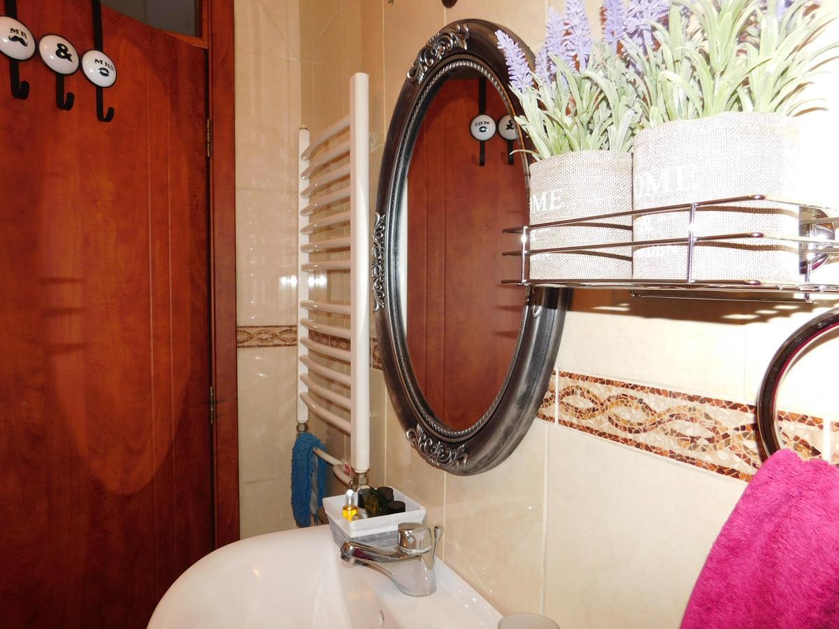 Velvet Lux Apartment Ni Extérieur photo